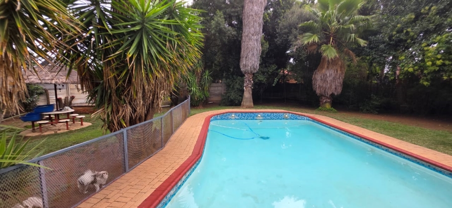 3 Bedroom Property for Sale in Flimieda North West